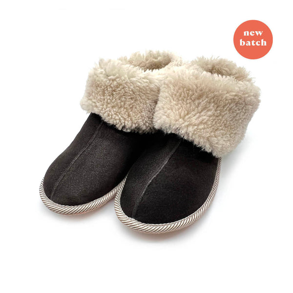 PATIQ SLATE + NATURAL / Limited edition slippers