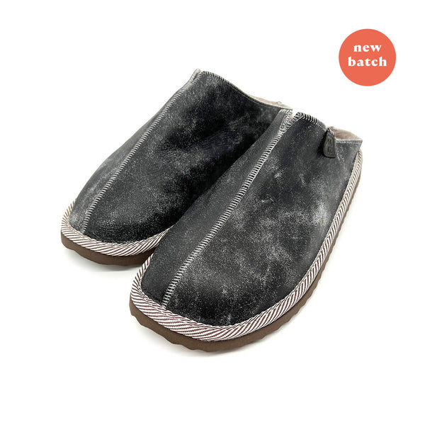 POLIN DARK PEBBLE / Limited edition slippers