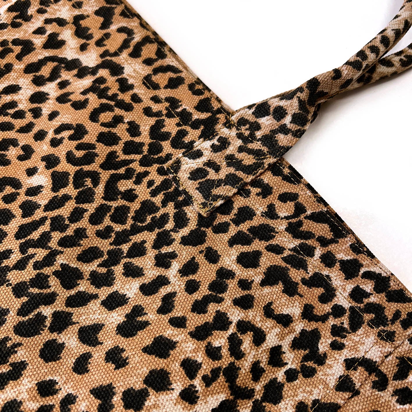 SHOPA CANVAS TOTE BAG / Large Leopard Print
