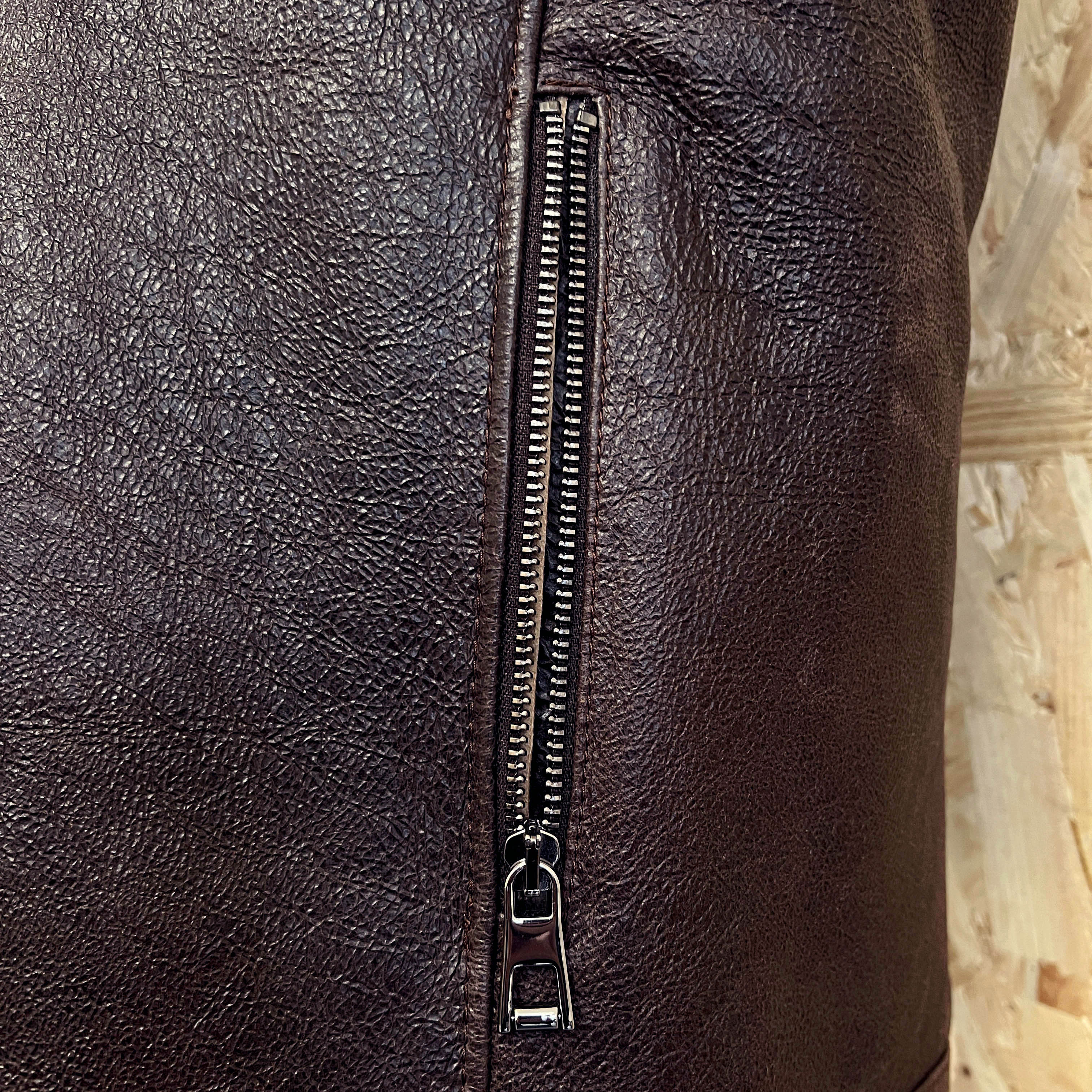 MEN'S GILET / PILOT BROWN