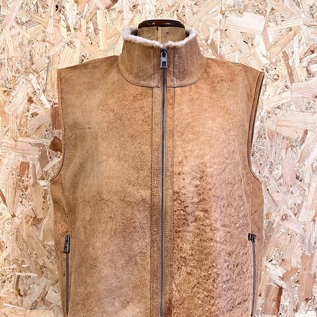MEN'S GILET / SAND + NATURAL