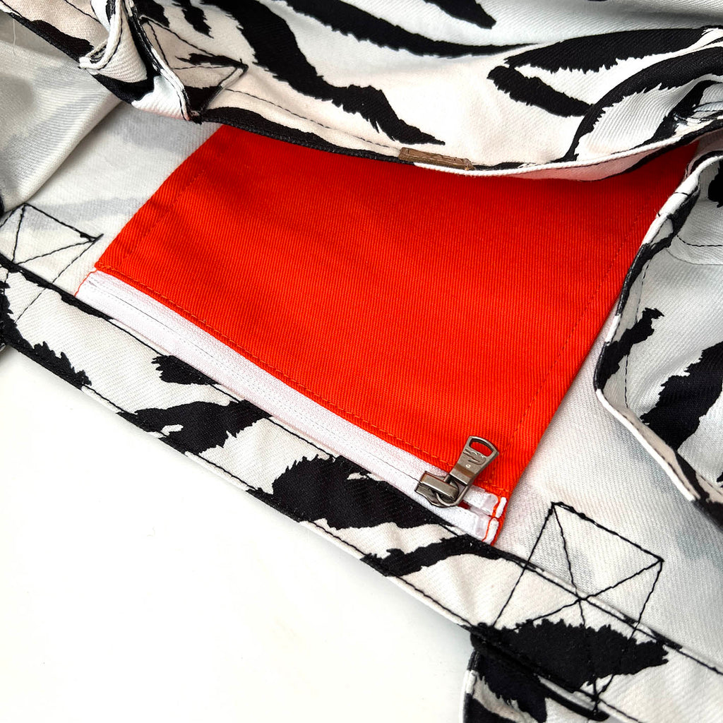 SHOPA CANVAS TOTE BAG / Large Zebra Print