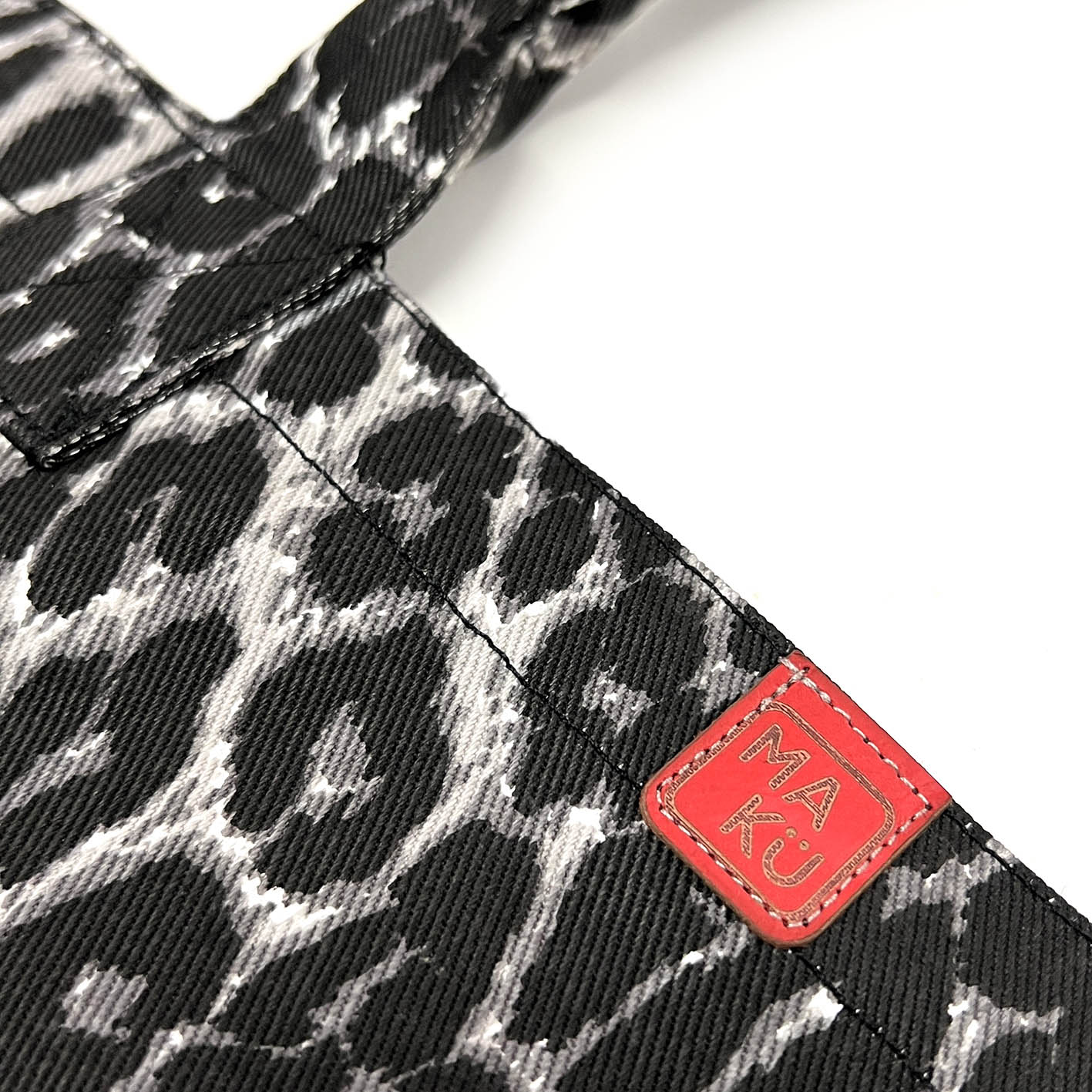 SHOPA CANVAS TOTE BAG / Large Grey Leopard Print