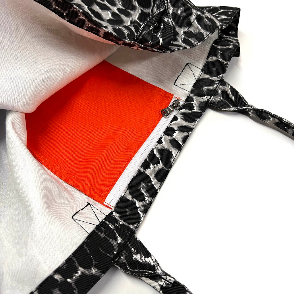 SHOPA CANVAS TOTE BAG / Large Grey Leopard Print