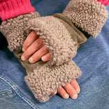FINGERLESS GLOVES / Dove Grey Suede
