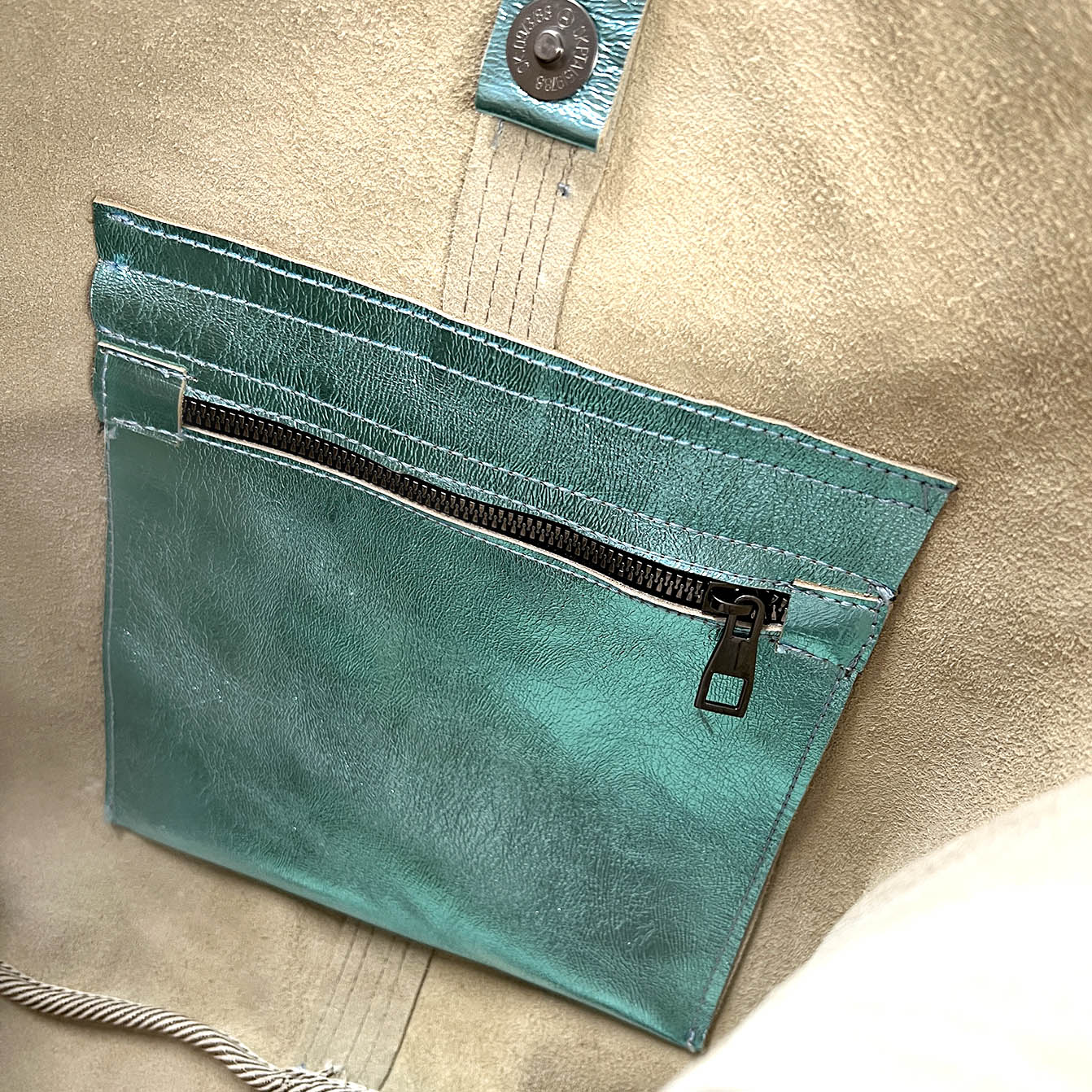 MIBA LEATHER SLOUCH BAG / Metallic Aqua