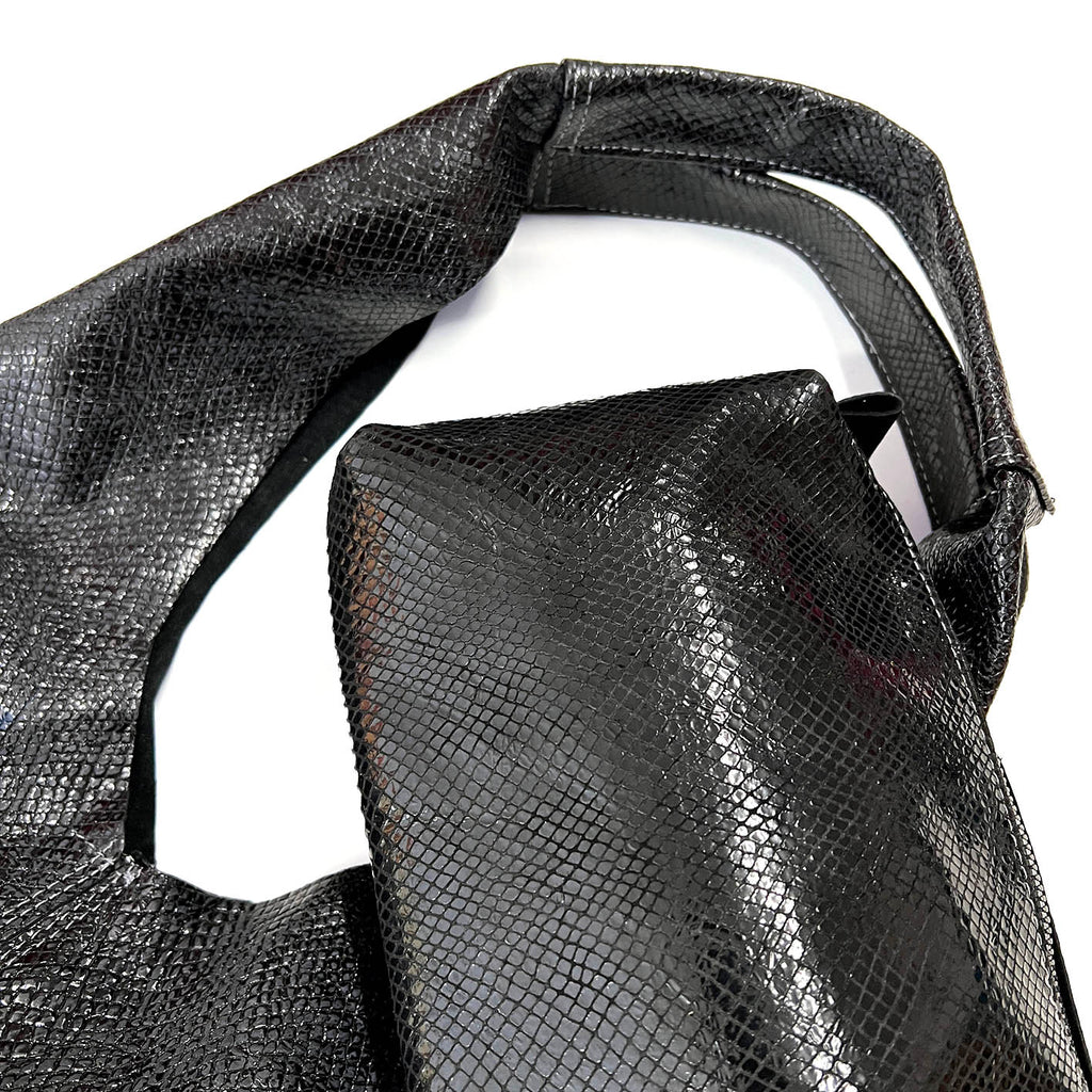 MIBA LEATHER SLOUCH BAG / Black Snake