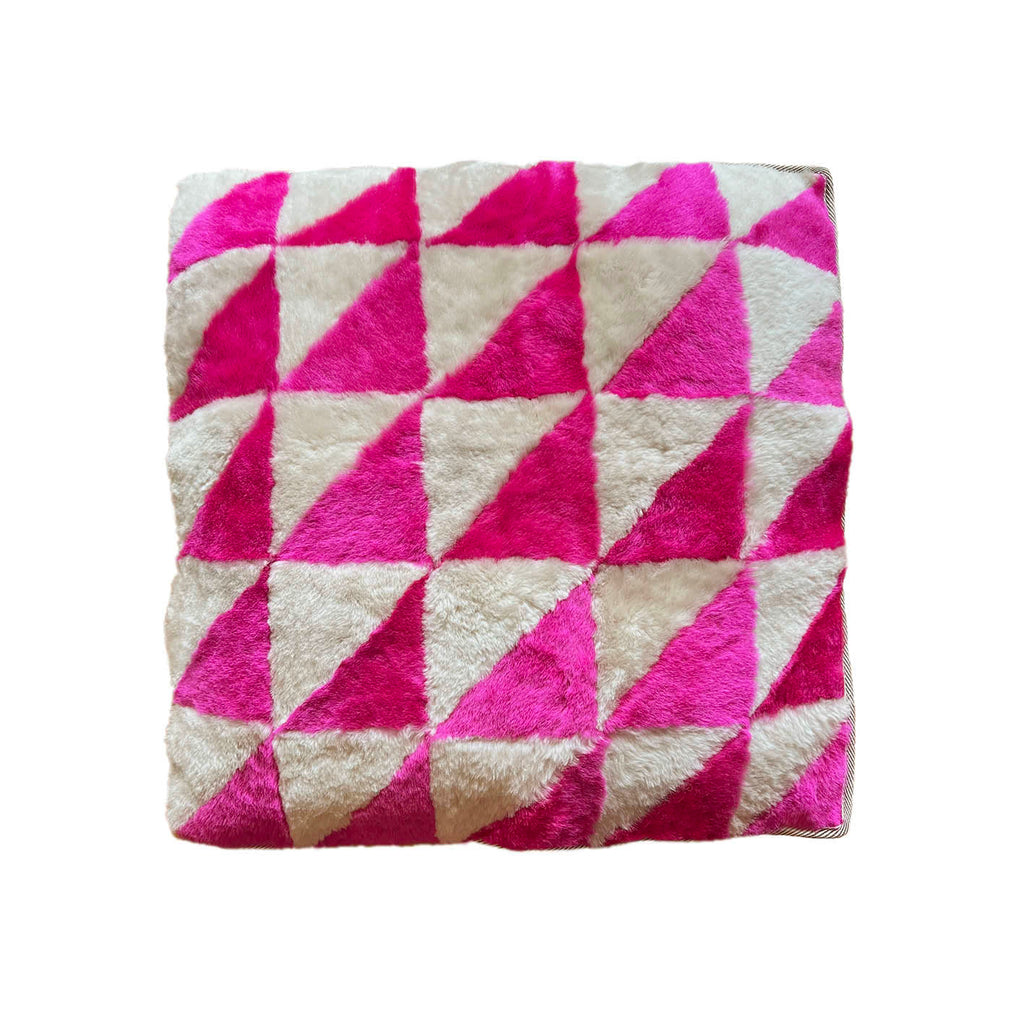 TRIANGLE CUSHION COVER / SQUARE F