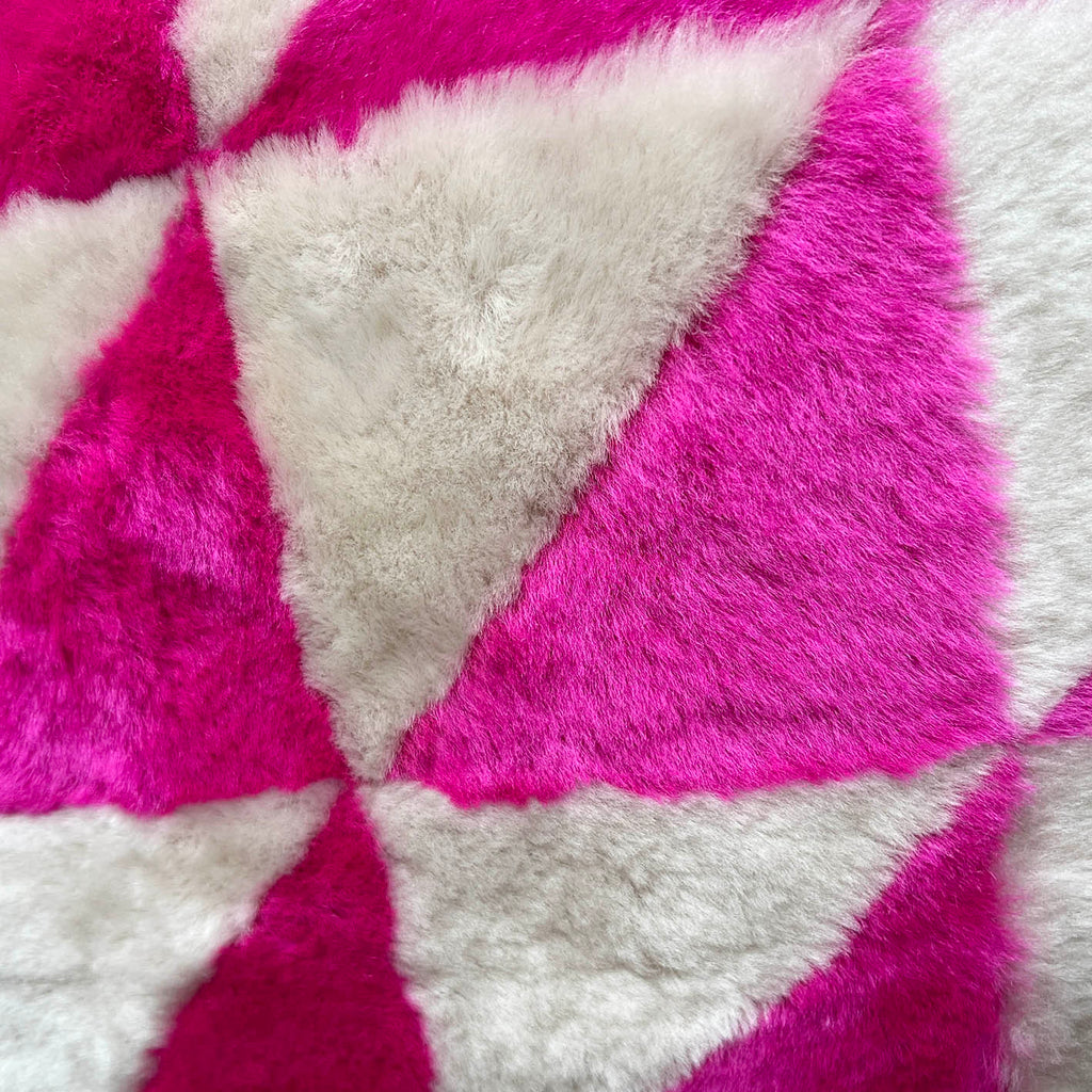 TRIANGLE CUSHION COVER / SQUARE F