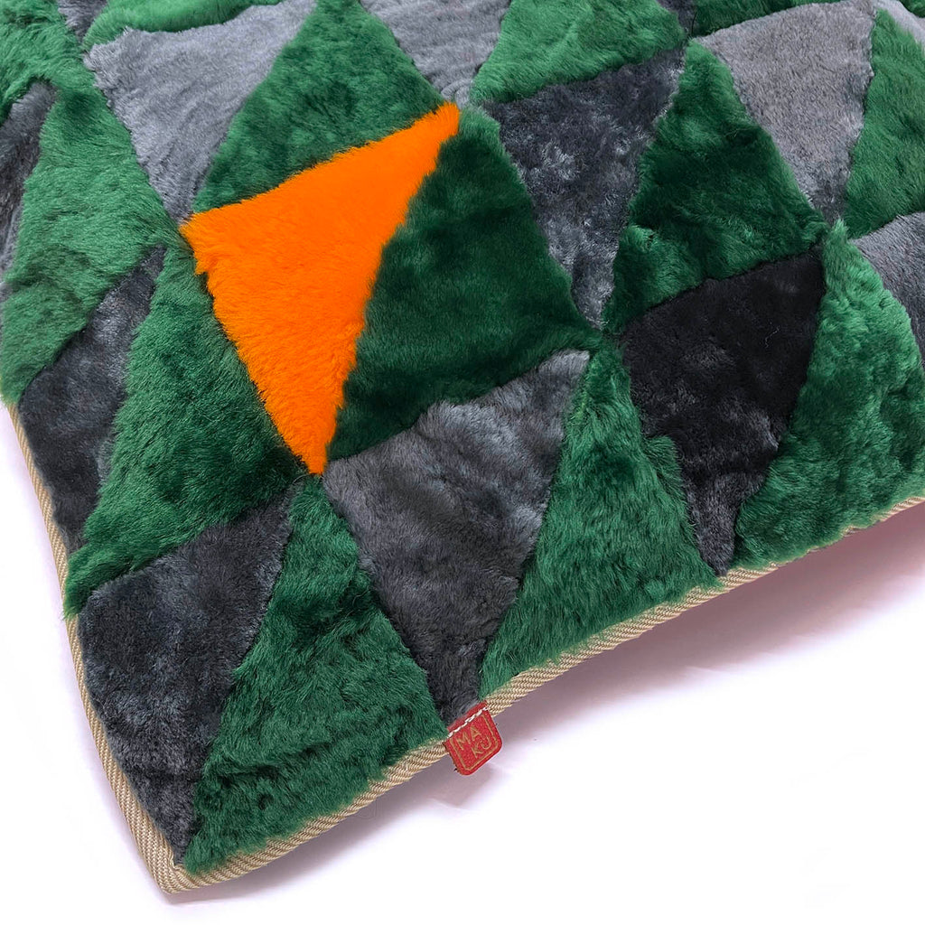 TRIANGLE CUSHION COVER / SQUARE I