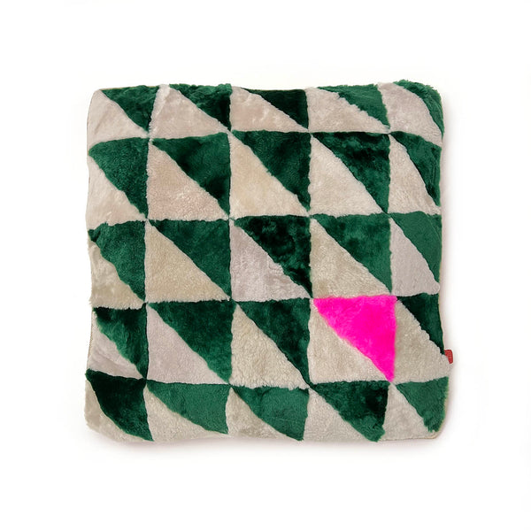 TRIANGLE CUSHION COVER / SQUARE N