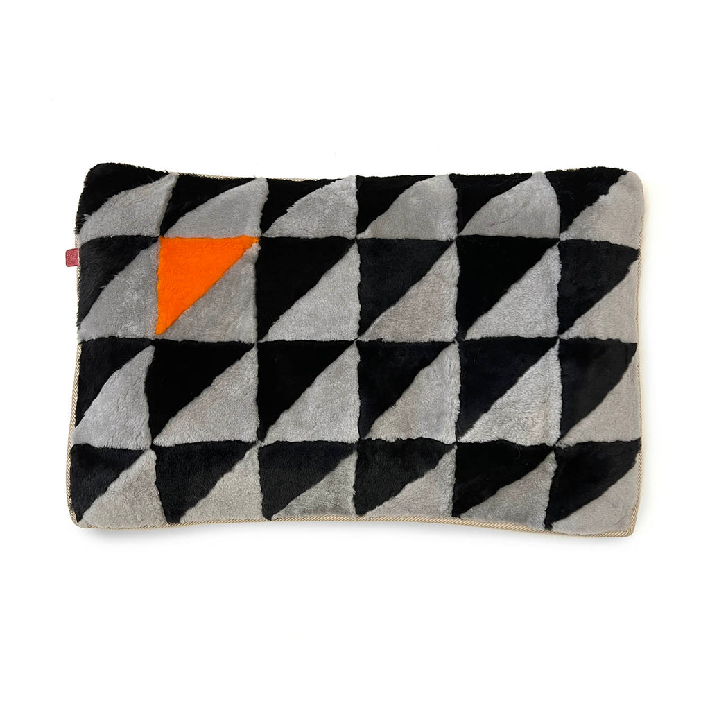 TRIANGLE CUSHION COVER / RECTANGLE C