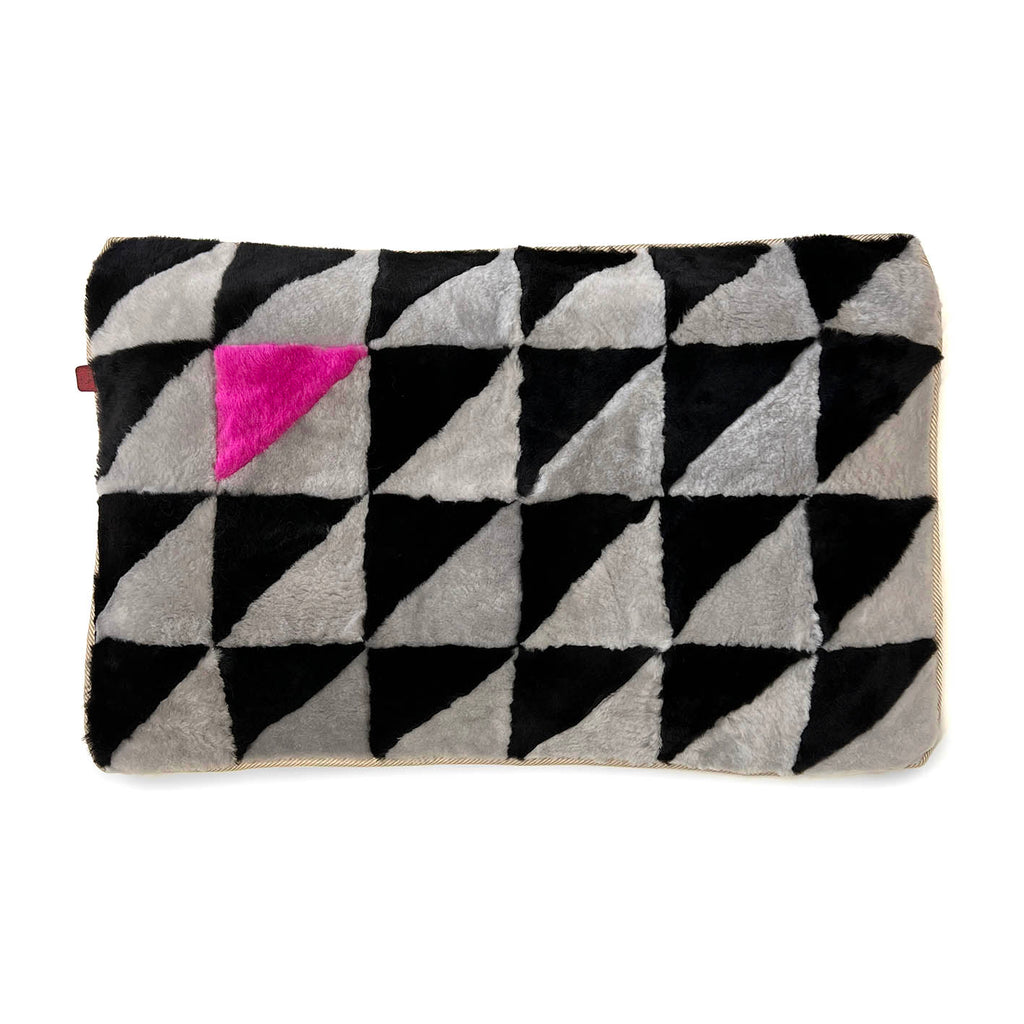 TRIANGLE CUSHION COVER / RECTANGLE D