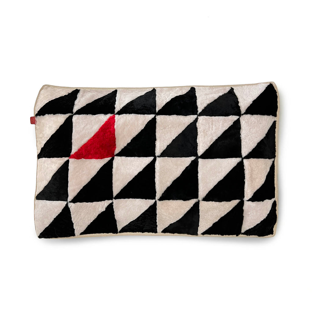 TRIANGLE CUSHION COVER / RECTANGLE H