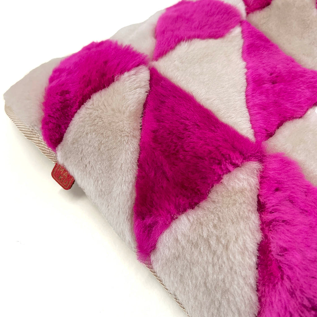 TRIANGLE CUSHION COVER / RECTANGLE L