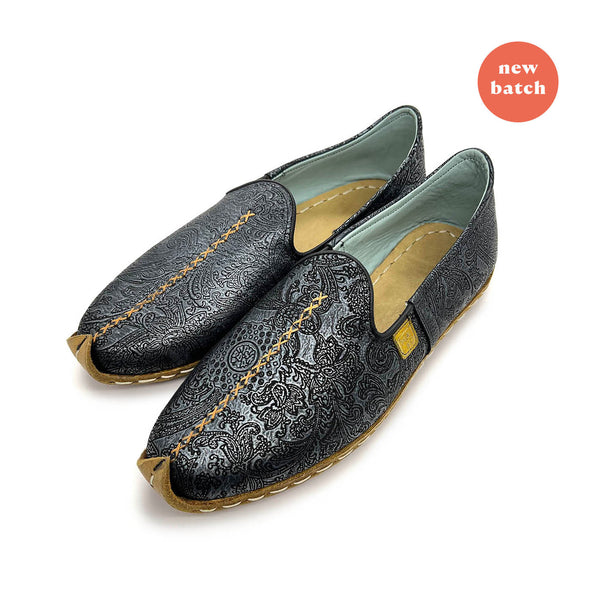 CHARYK PAISLEY PEWTER / hand-stitched leather slippers
