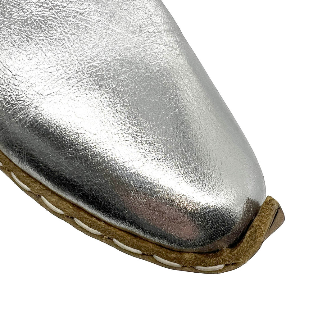 CHARYK TINSEL SILVER / hand-stitched leather slip-ons