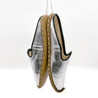 CHARYK TINSEL SILVER / hand-stitched leather slip-ons