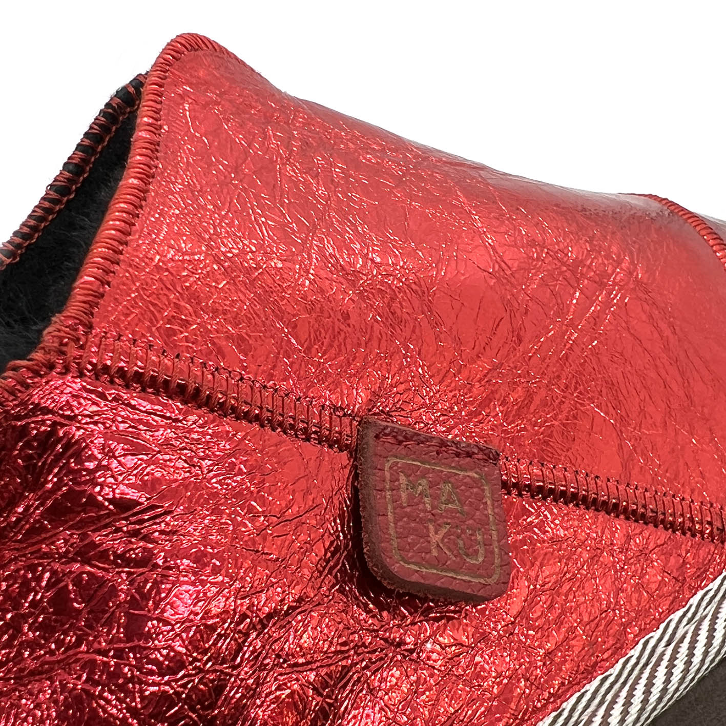 MERDANA CRIMSON SHINE / Sheepskin slippers