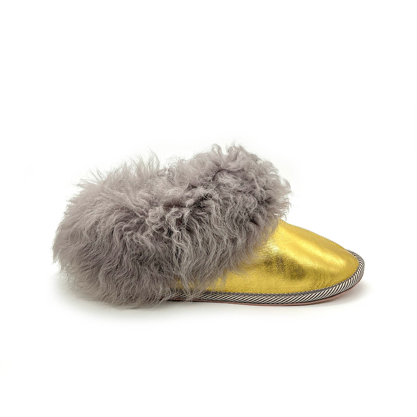 PATIQ NEW GOLD / Sheepskin slippers