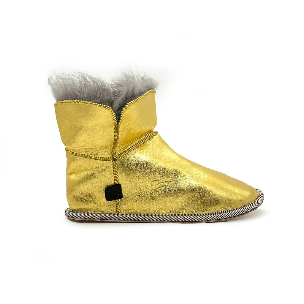 PATIQ NEW GOLD / Sheepskin slippers