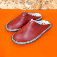 POLIN FIT LACQUER RED / Sheepskin slippers