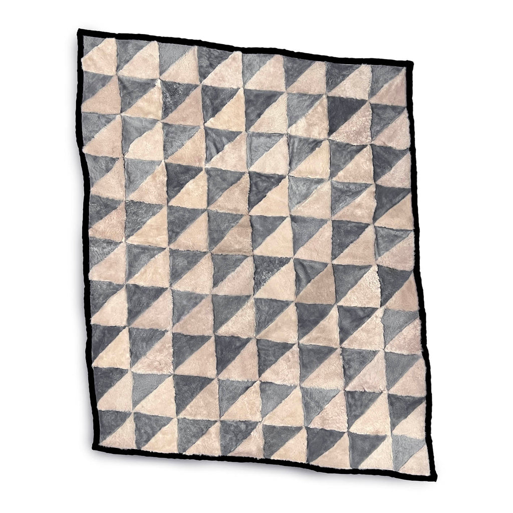 TRIANGLE Sheepskin Patchwork Throw / Grey + Natural