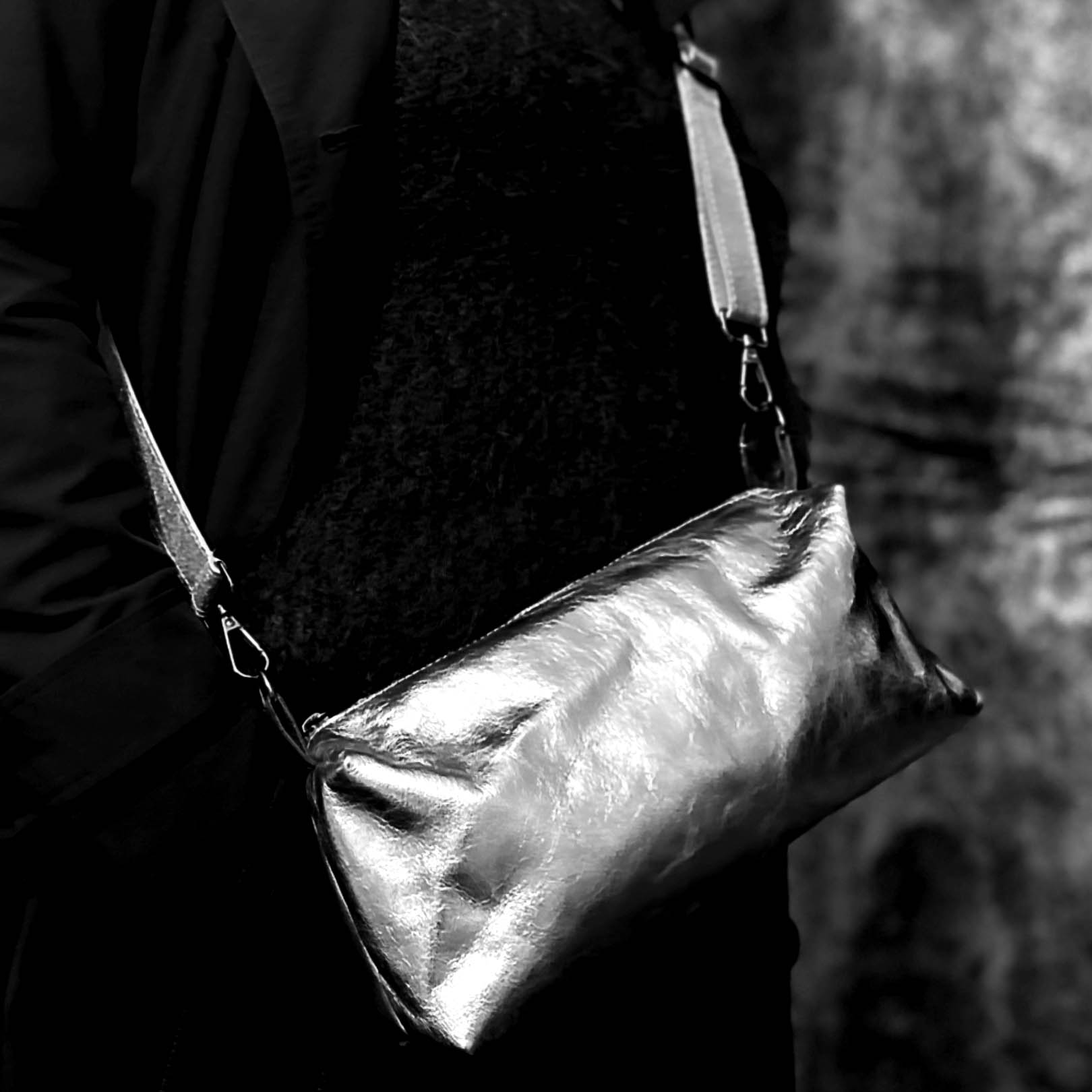 MIBA LEATHER Frosty Fronds / Cross-body bag