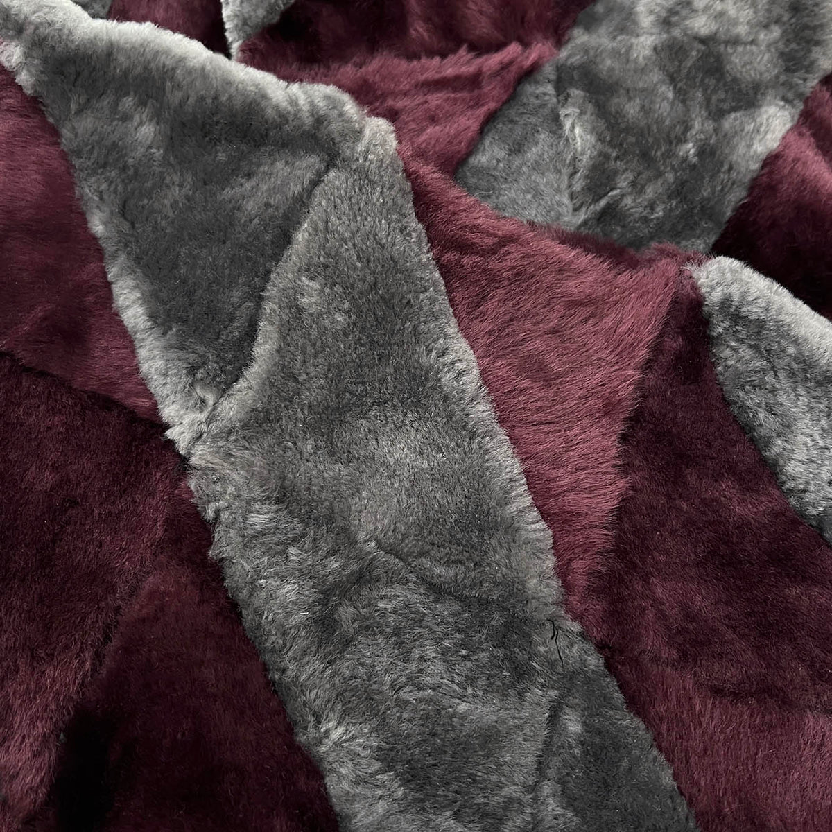 YAMA STRIPE Patchwork Sheepskin Scarf / Aubergine + Grey