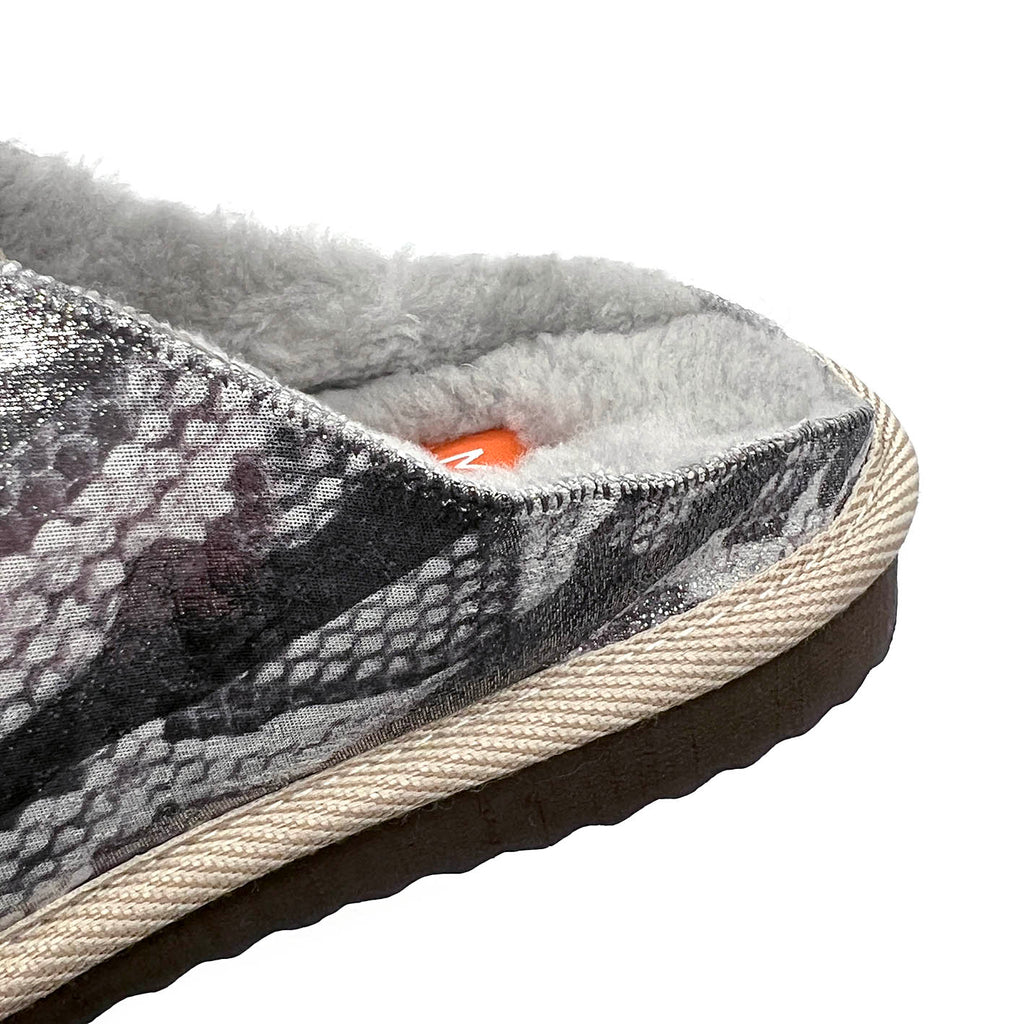 POLIN PUNK SNAKE SILVER / Sheepskin slippers