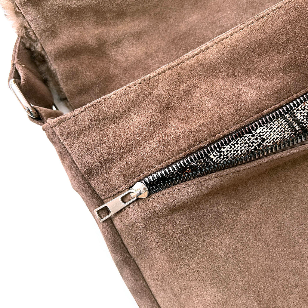 POSTINO Taupe Sheepskin + Suede / Courier bag