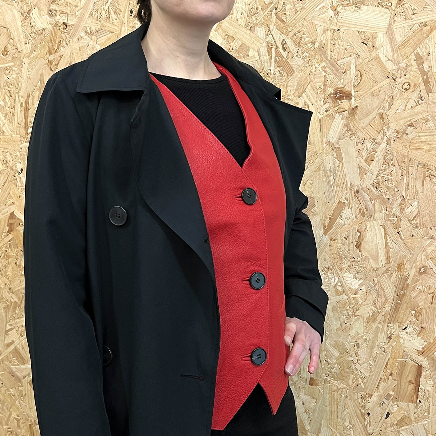 JEPKE Leather Waistcoat / Bright Red Grain