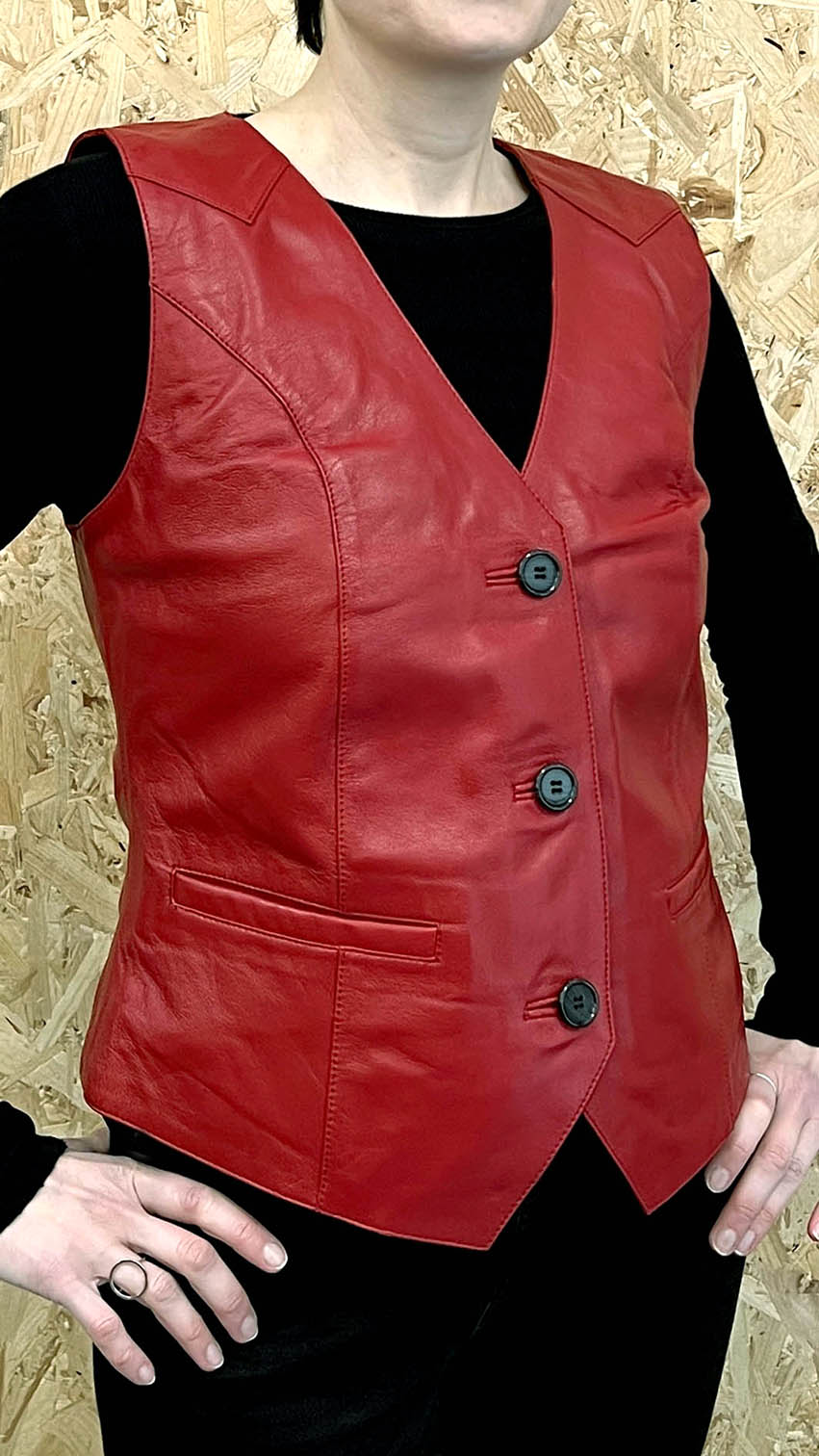 JEPKE Leather Waistcoat / Deep Red