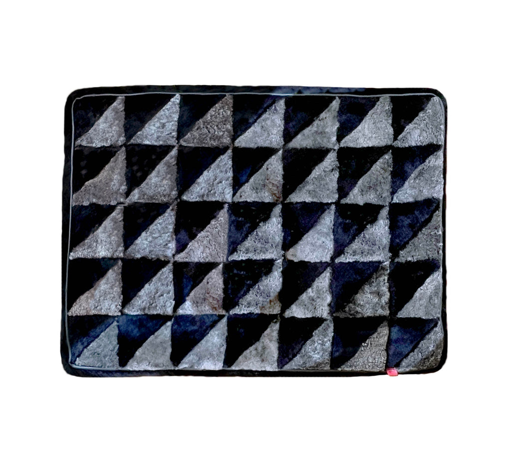 TRIANGLE FLOOR CUSHION COVER / Rectangle