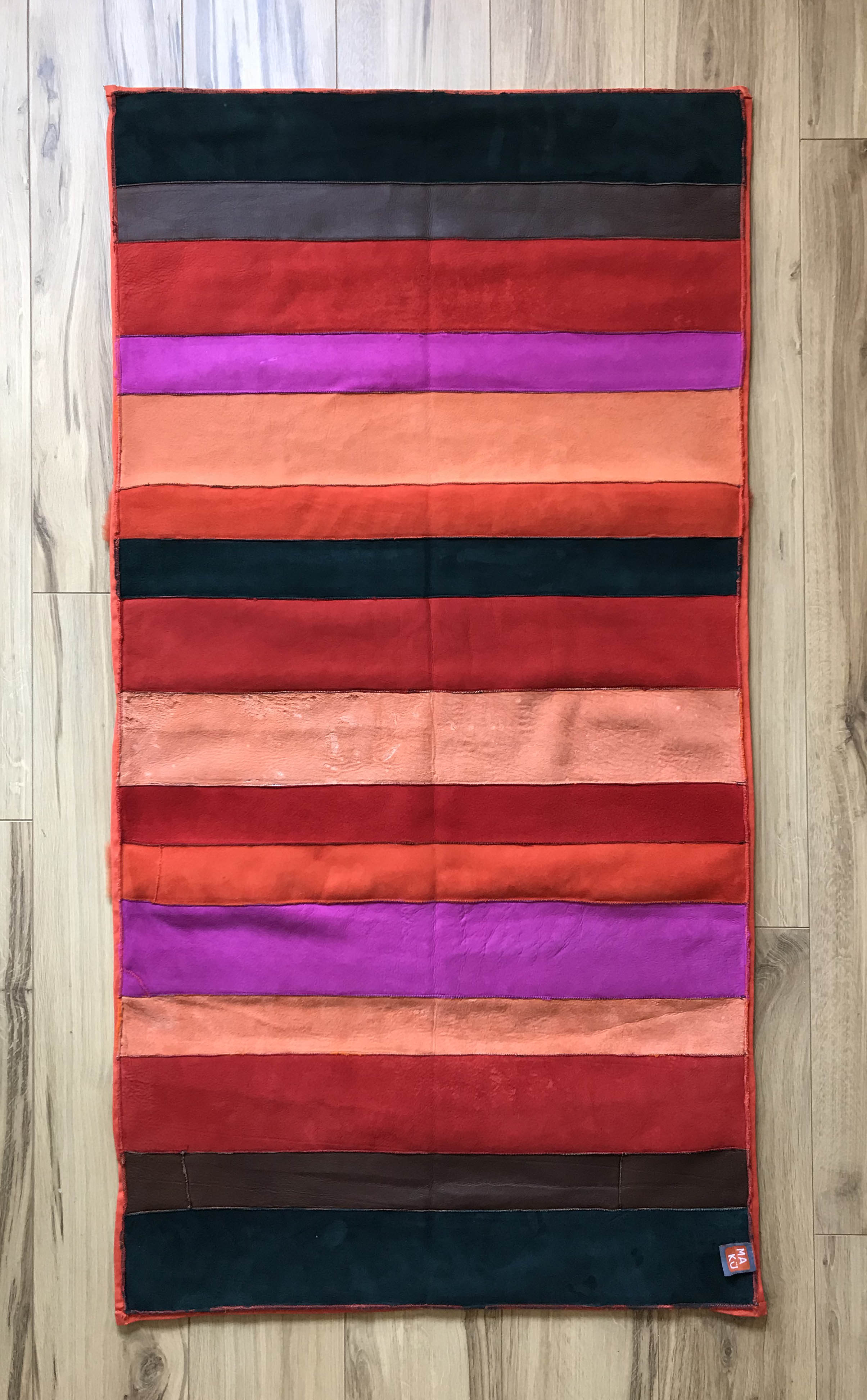 STRIPE THROW / REDS + ORANGES + PINKS