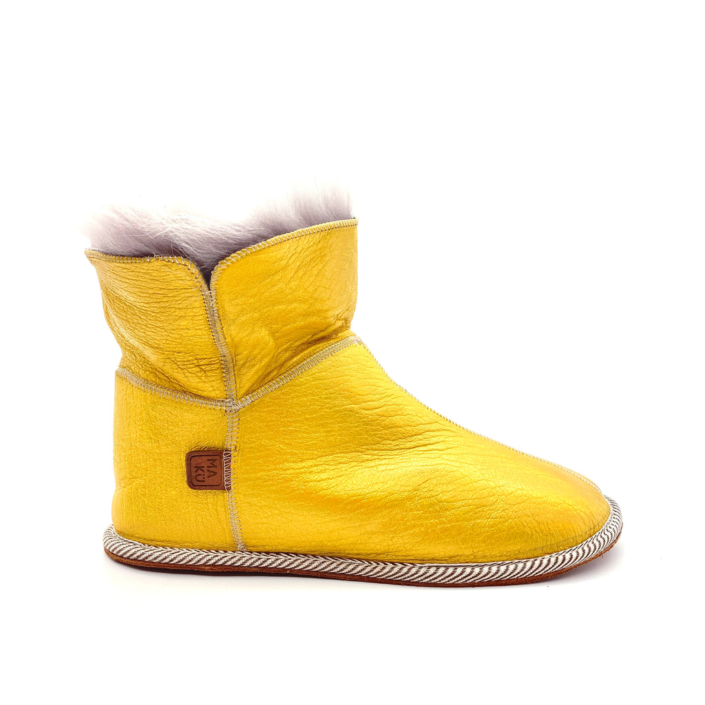 PATIQ YELLOW GOLD / Sheepskin slippers
