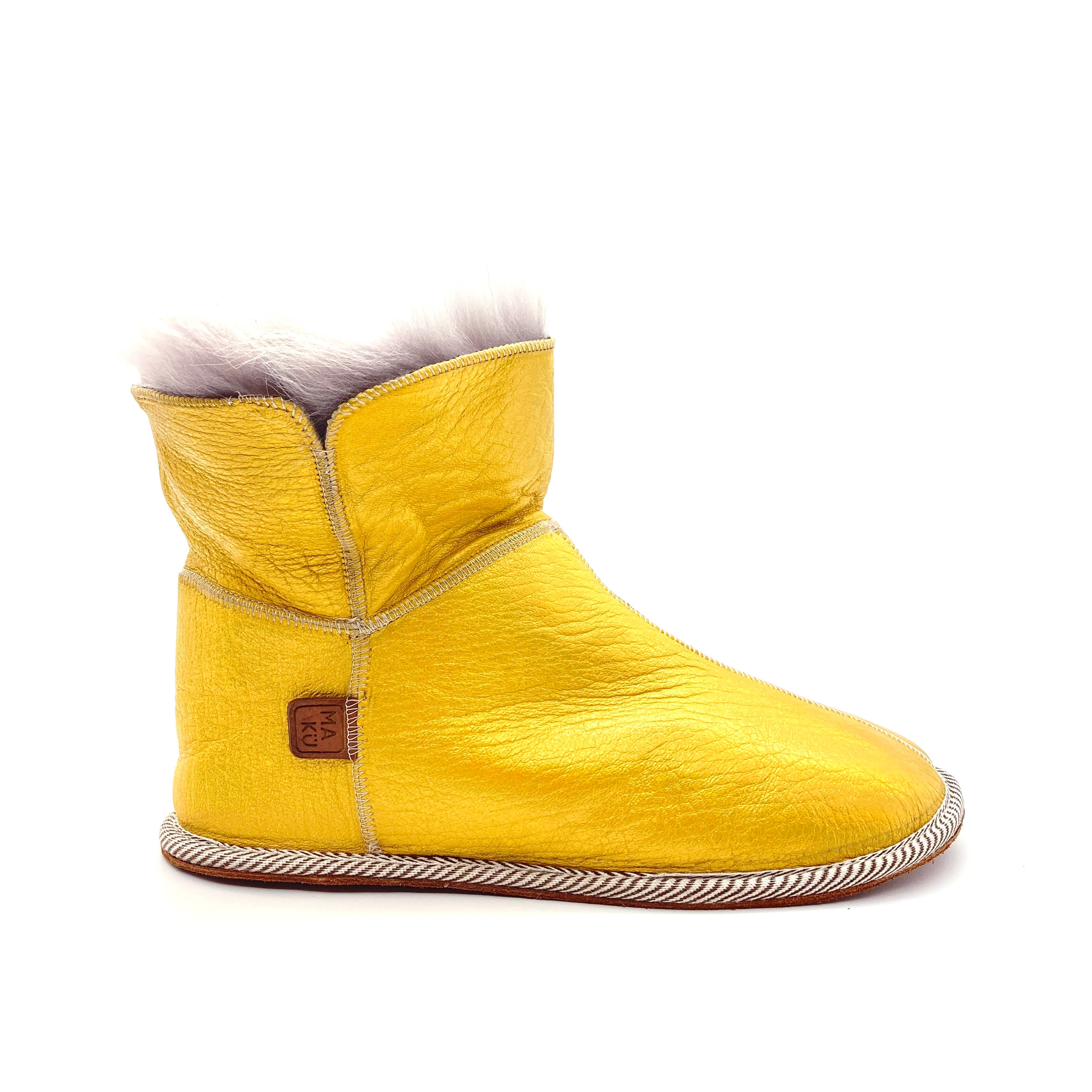 PATIQ YELLOW GOLD / Sheepskin slippers