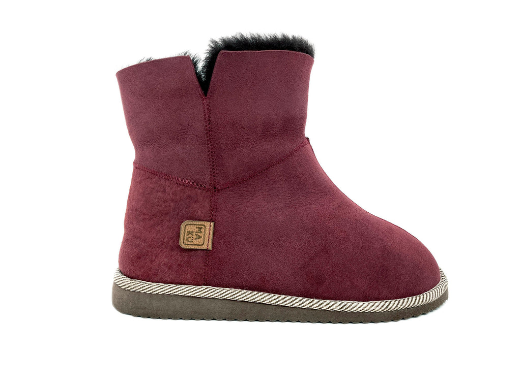ZENNA PLUM + BLACK / Limited edition slippers
